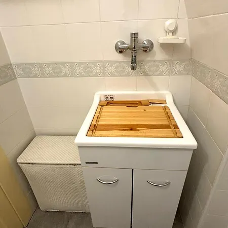 Pensión La Dimora Di Vienna 3*