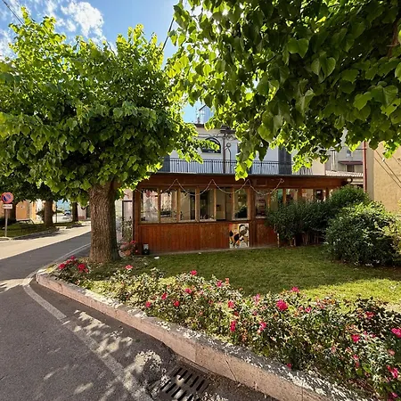 Pensión La Dimora Di Vienna 3*